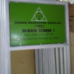 Plang nama UKS (Usaha Kesehatan Sekolah). (Foto:Is)t